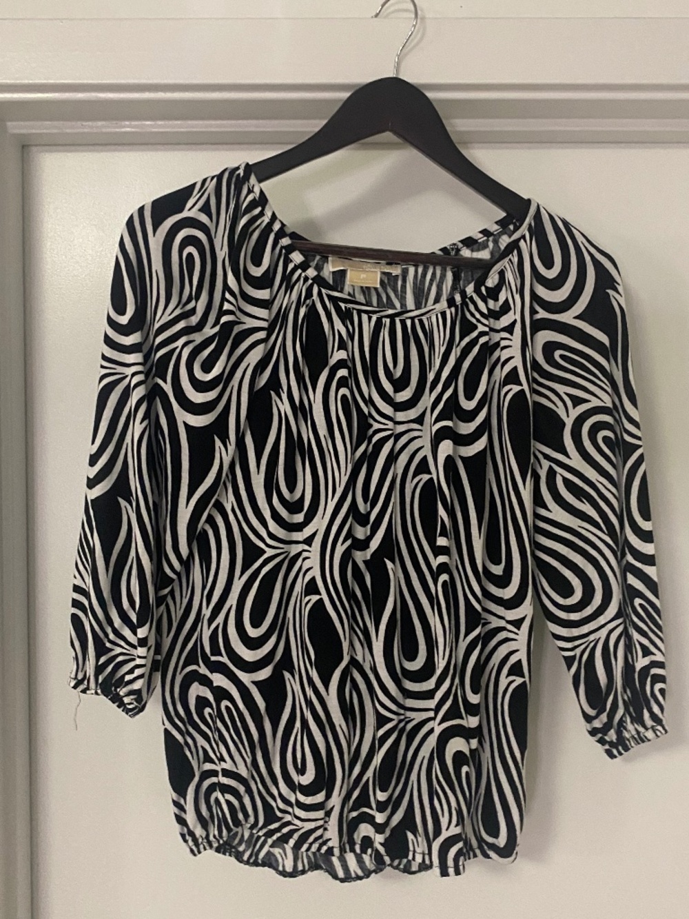 Michael Kors Black & White Print 3/4 Sleeve Blouse- Size P